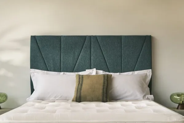 Sleepeezee Floorstanding Violet Headboard