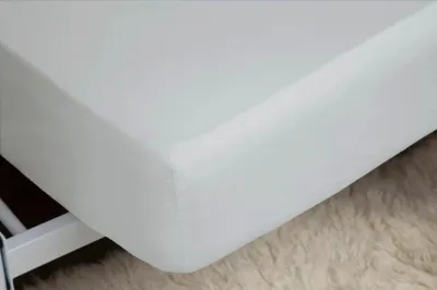 200-count-fitted-sheet-white.webp