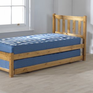 shaker-guest-bed(2).jpg