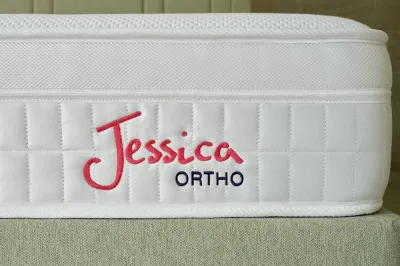 sleepeezee-jessica-ortho-1600-emboridery-1.webp