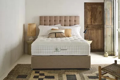 sleepeezee-wool-luxe-2800-divan-undressed.webp