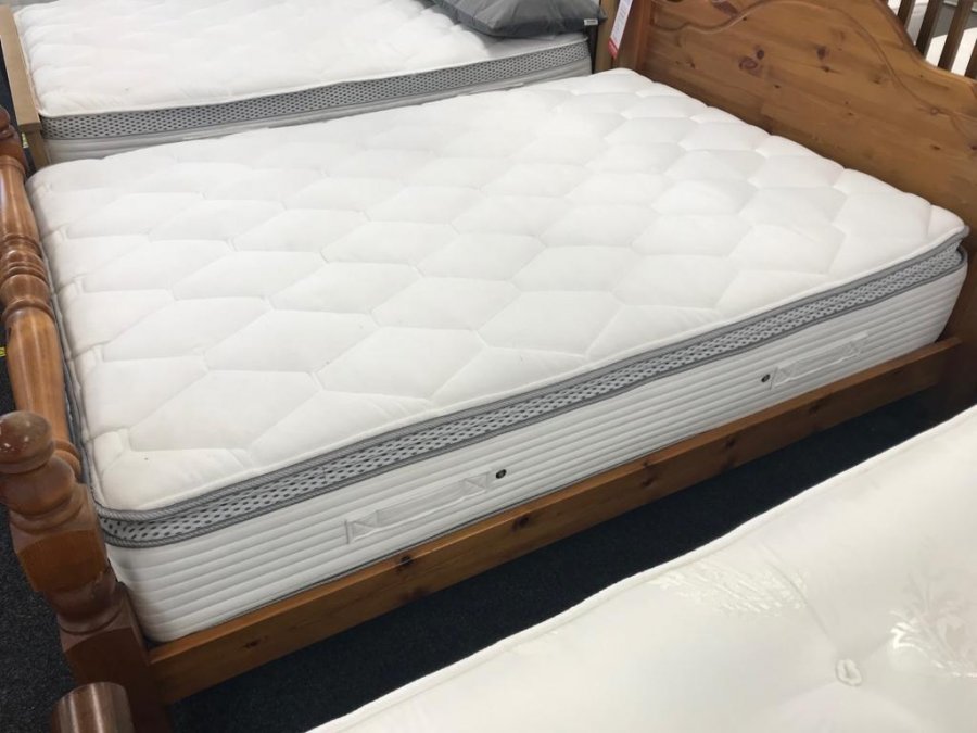 4'6" Ozone 3000 Mattress (Pocket Springs, I-Zone Foam, Edge Support & Pillow Top)